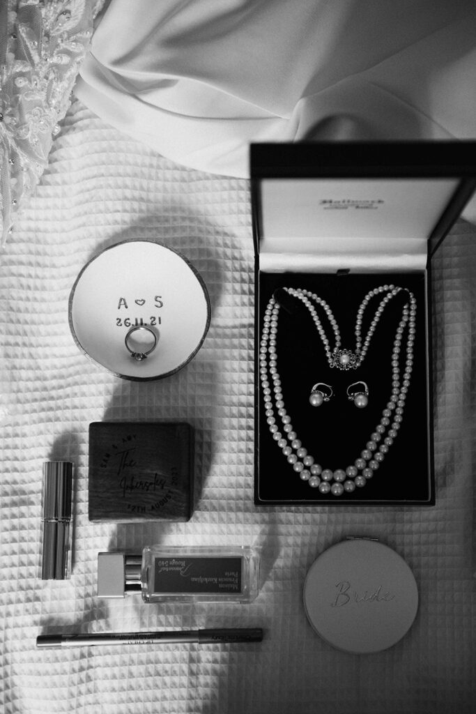 Luxury wedding jewellery in black and white