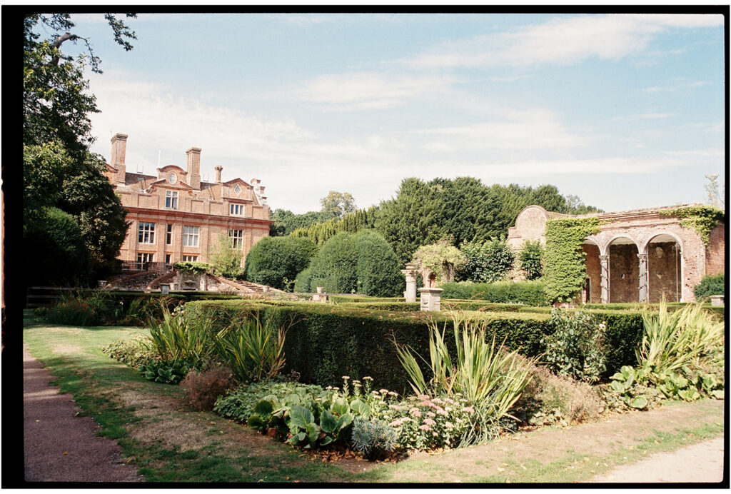 broome park gardens